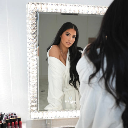 QUEEN MIRROR
