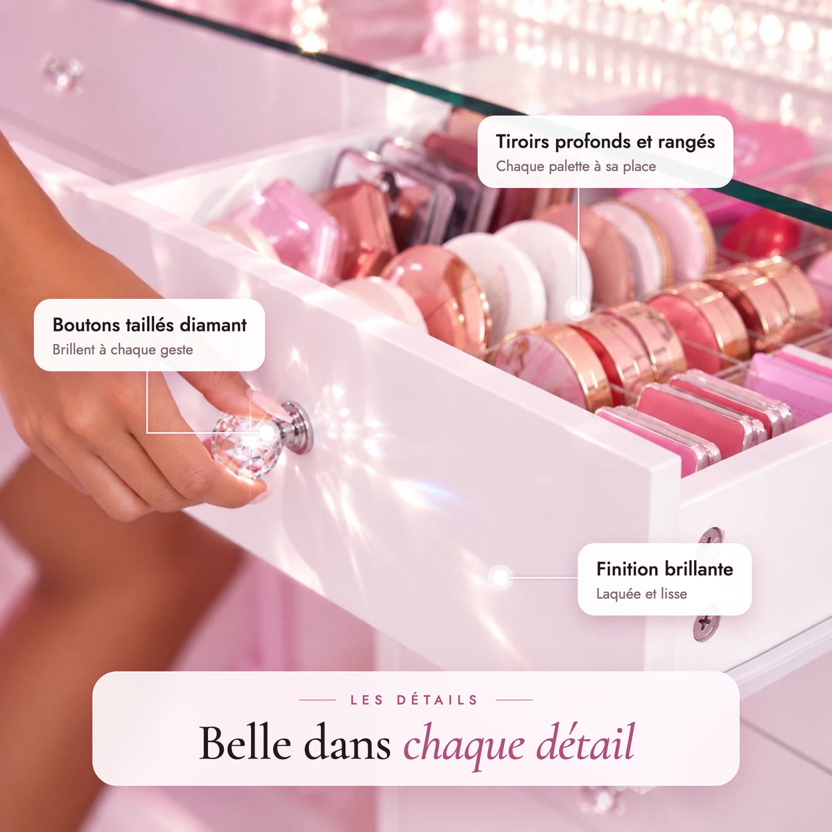 Coiffeuse Princess - boutons en cristal, tiroirs rangés, finition brillante