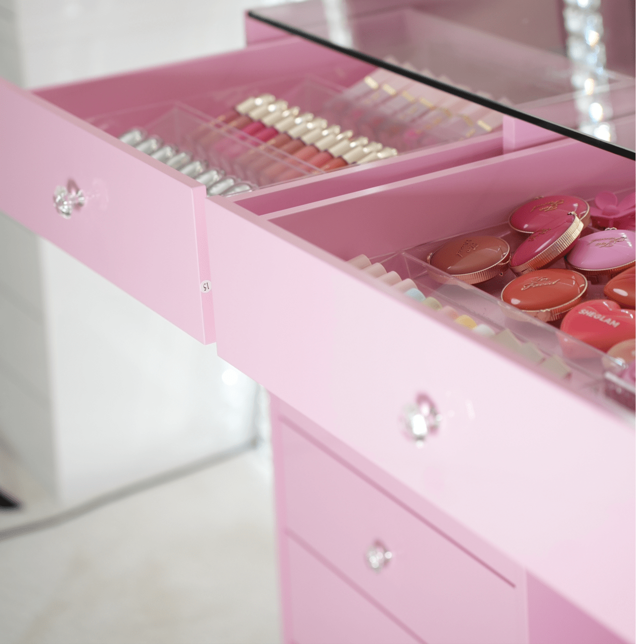 PINK VANITY - Princess Room